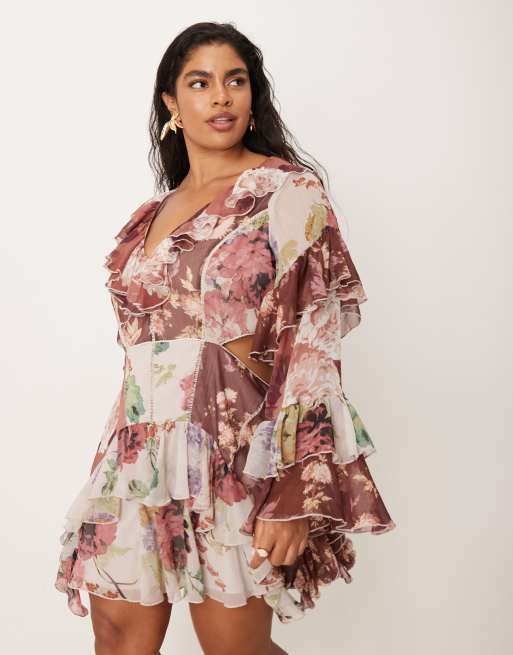 ASOS DESIGN Curve – Blandblommig miniklänning med utskärningar, utsvängda ärmar, volang och klockad kjol, 2 av 4