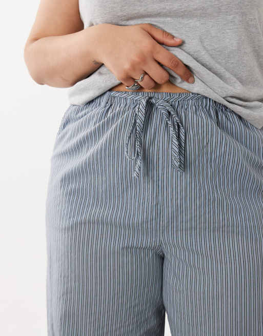 ASOS DESIGN Curve – Blårandiga byxor i dra på-modell, 4 av 5