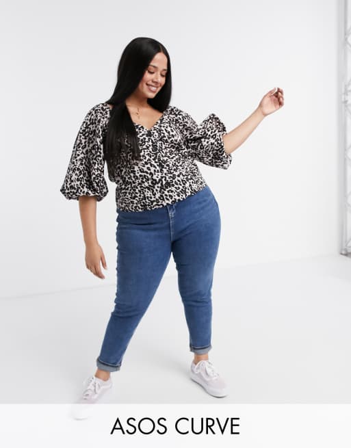 ASOS DESIGN Curve – Bluse aus Baumwolle mit Knopfleiste und Leopardenmuster