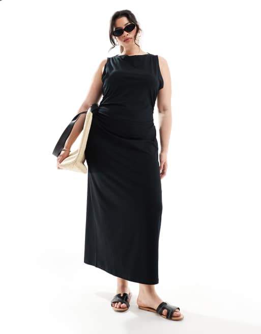ASOS DESIGN Curve boat neck maxi dress with ruched sides in black, 2 of 4