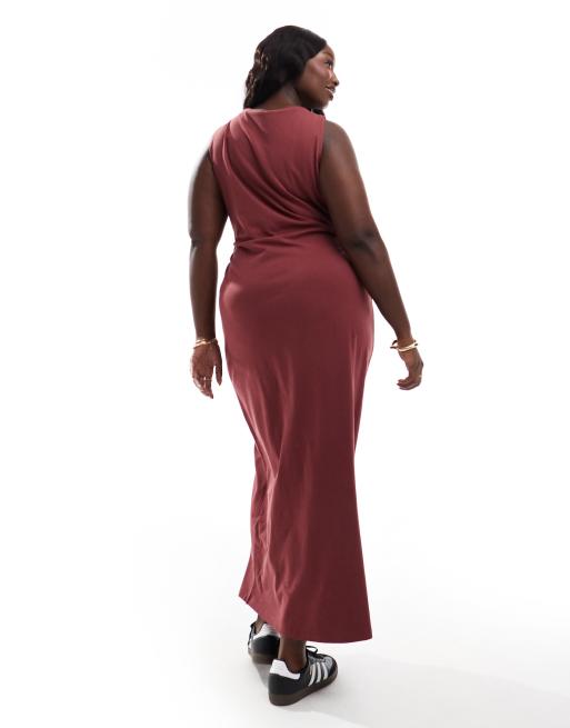 ASOS DESIGN Curve boat neck maxi dress with ruched sides in burgundy, 3 of 4