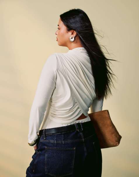ASOS DESIGN Curve - Body accollato a maniche lunghe drappeggiato giallo pallido - view 1