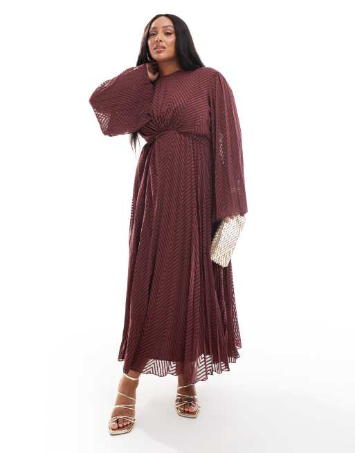 ASOS DESIGN Curve – Bordowa wiązana na plecach sukienka midi z rozszerzanymi rękawami z plisowanego szyfonu we wzór w jodełkę