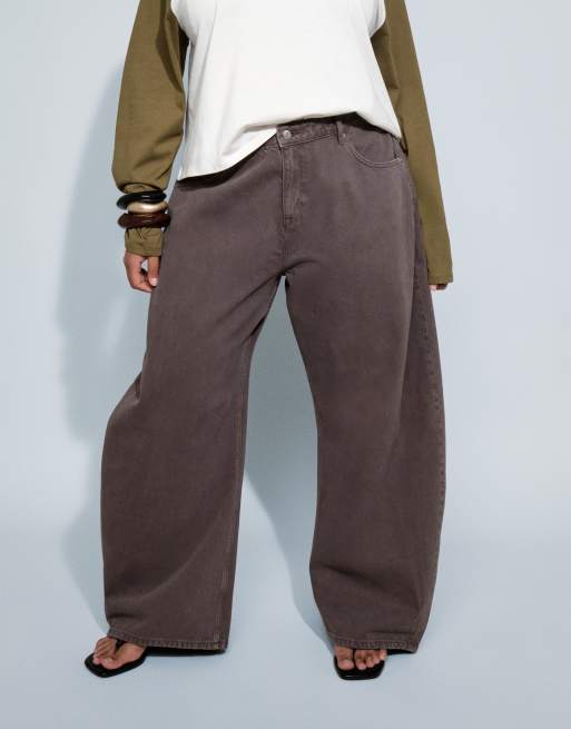 ASOS DESIGN Curve Bow Barrel Jeans in espresso, 3 of 7
