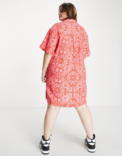 ASOS DESIGN Curve bowling shirt dress in bright bandana print, 2 of 4