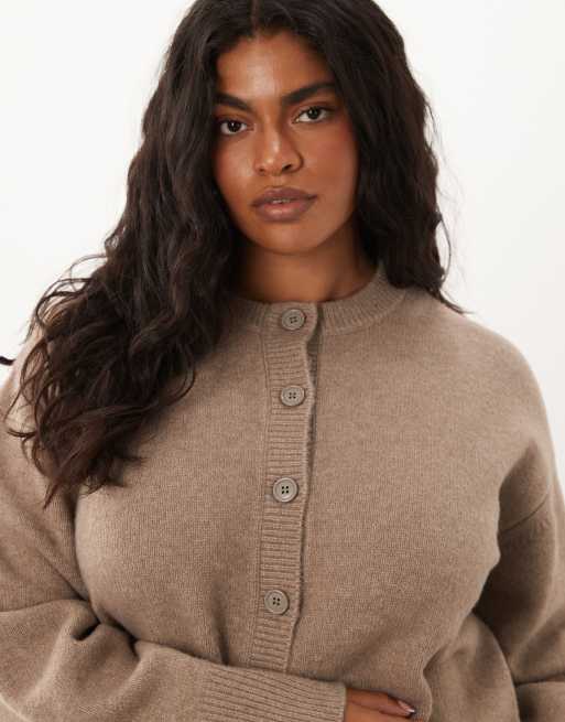 ASOS DESIGN Curve boxy cardigan with side slit detail in mushroom, 3 of 4