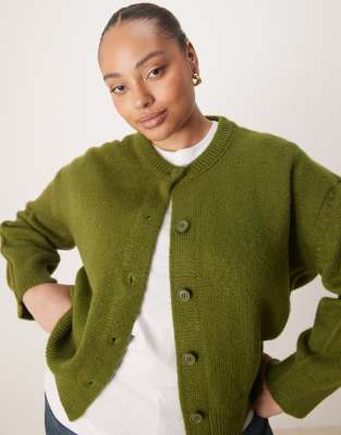 ASOS Curve ASOS DESIGN Curve boxy crew neck cardigan with side split detail in olive-Green