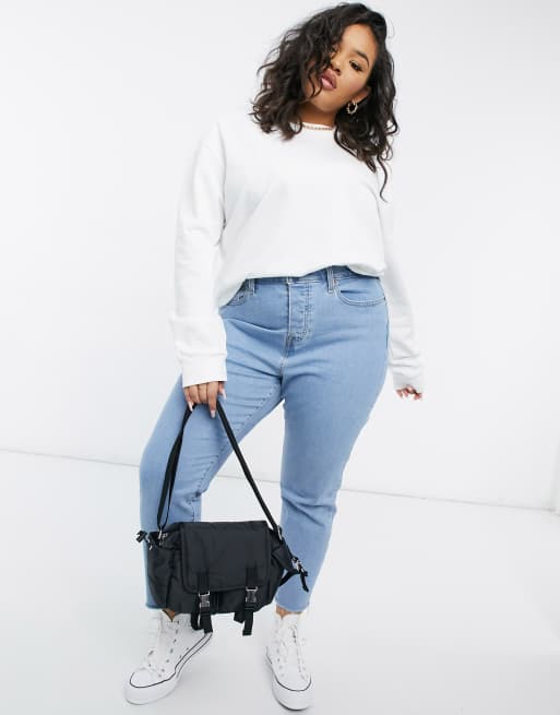 ASOS DESIGN Curve boyfriend sweatshirt in white, 4 of 4