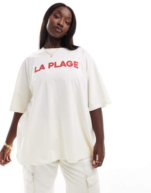 ASOS DESIGN Curve - Boyfriend T-shirt met grafische La Plage-print in crème