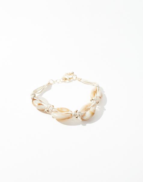 ASOS DESIGN Curve bracelet with faux shell and gold bead design - view 2
