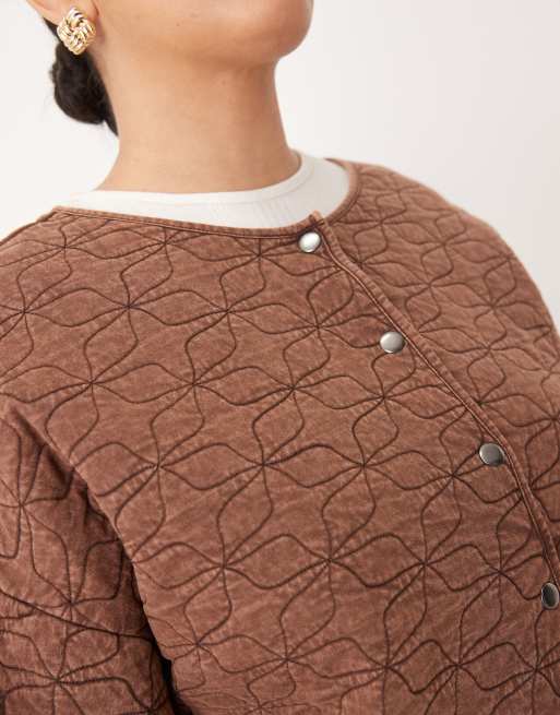 ASOS DESIGN Curve – Brązowa pikowana kurtka z efektem sprania, 2 z 4