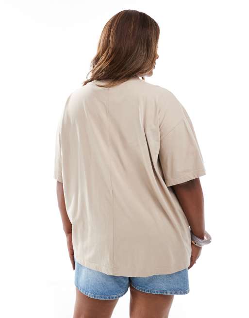 ASOS DESIGN Curve – Broderad t-shirt i oversize med Flower Market-tryck, 4 av 4