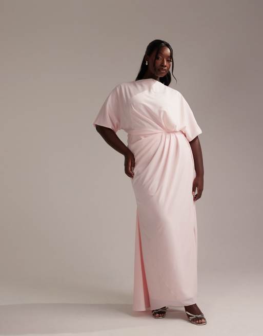 ASOS DESIGN Curve - Bruidsmeisjes - Minimalistische gedrapeerde maxi-jurk van crêpe met rechte hals en T-shirtmouwen in lichtroze