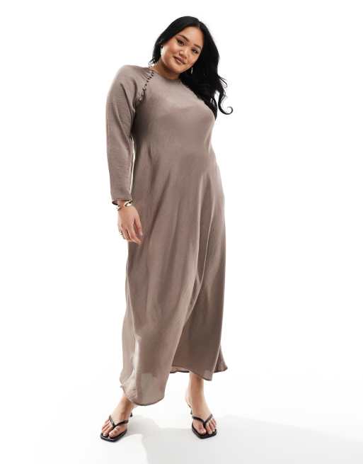 ASOS DESIGN Curve – Brun, diagonalskuren maxiklänning i satin med knappar
