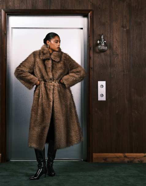 ASOS DESIGN Curve - Brun longline-kørefrakke i imiteret pels - view 1