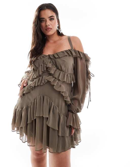 ASOS DESIGN Curve – Brungrå, panelsydd miniklänning i off shoulder-modell med volang