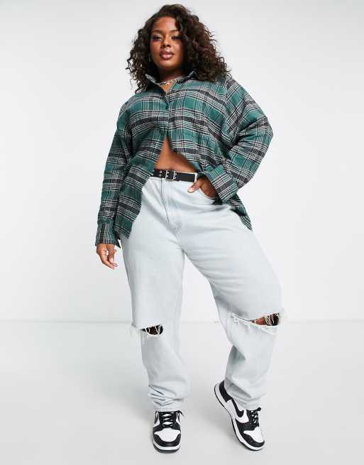 ASOS DESIGN Curve brushed boyfriend shirt with pocket in green & black check, 4 of 4