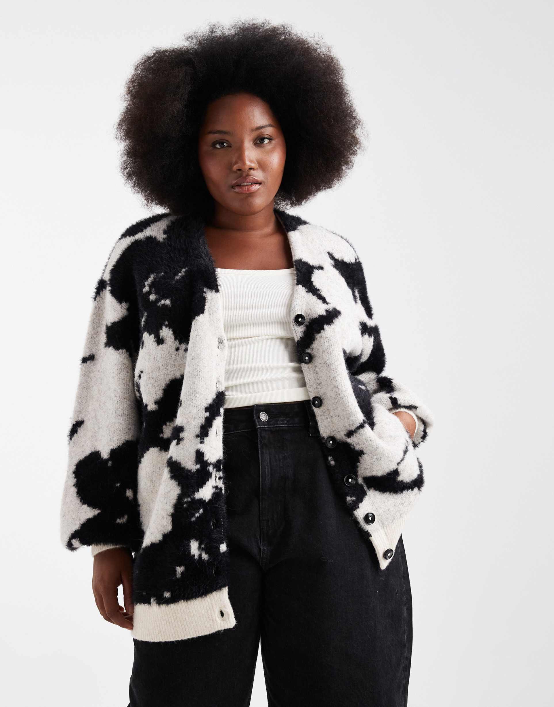 asos design curve brushed floral boyfriend cardigan in black