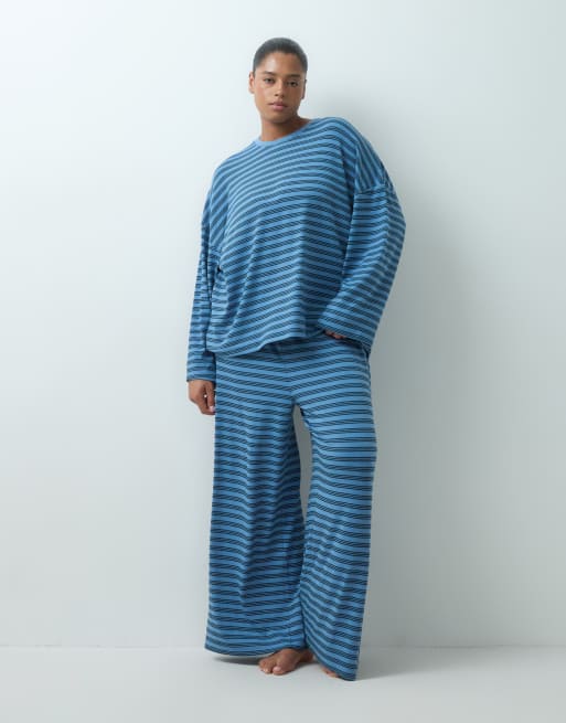 ASOS DESIGN Curve brushed long sleeve loungewear set in blue stripe, 2 of 5