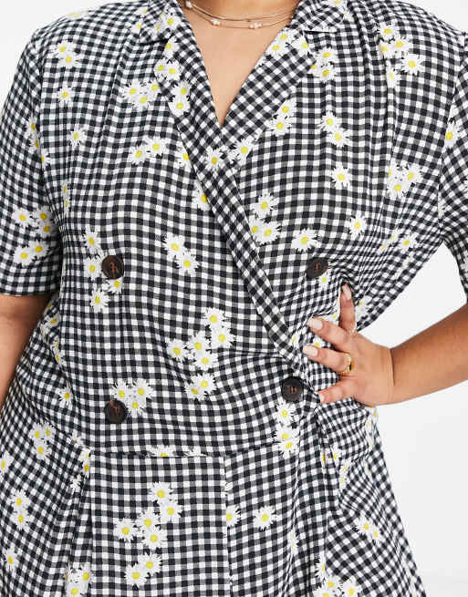 I have 30G boobs and found the perfect spring playsuit from Asos