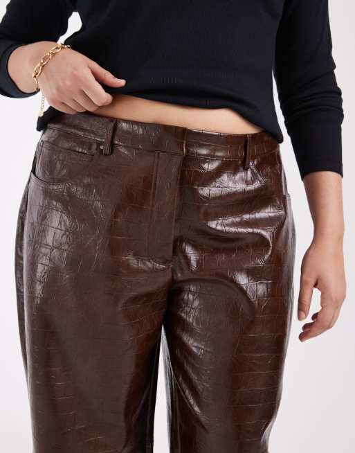 ASOS DESIGN Curve bukser i imiteret læder med smal, lige ben i tan croc, 3 af 5