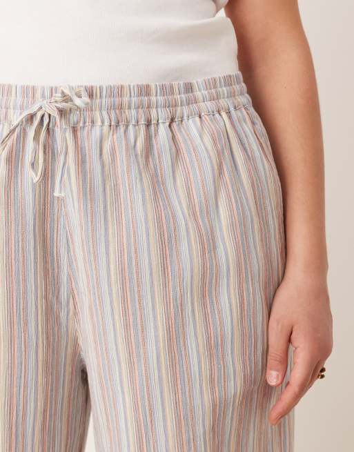 ASOS DESIGN Curve – Bunt gestreifte, strukturierte Schlupfhose in Leinenoptik mit weitem Bein, 3 von 5