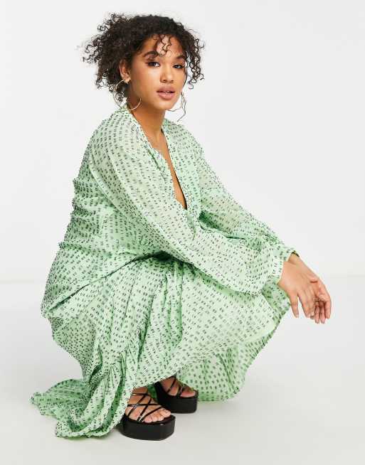 ASOS DESIGN Curve button through metallic maxi tea dress in green | ASOS