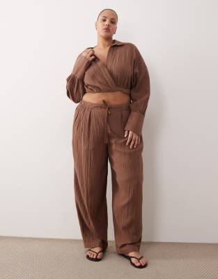 ASOS DESIGN Curve Callie cheesecloth beach balloon trouser in mocha