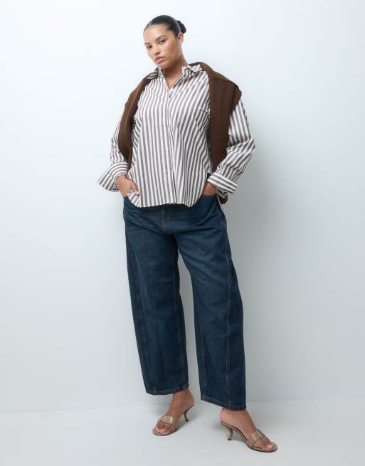 ASOS DESIGN Curve camicia oversize con fondo asimmetrico a righe marroni, 3 di 4