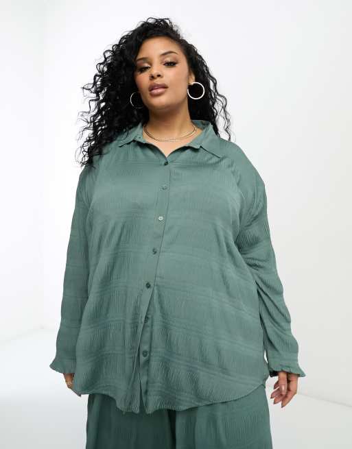 ASOS DESIGN Curve - Camicia oversize in plissé color kaki 