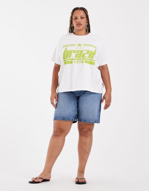 ASOS DESIGN Curve - camiseta de corte estándar con gráfico de Brasil en blanco y verde, 4 de 4