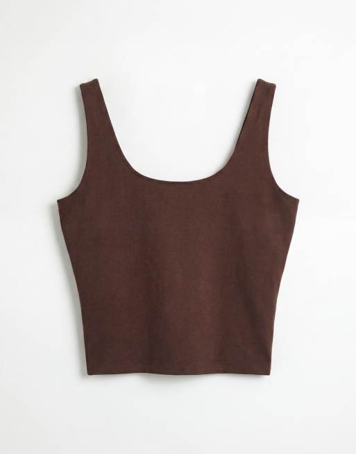 ASOS DESIGN Curve - Camiseta marrón chocolate de tirantes con cuello curvado de punto compacto de algodón, 6 de 7