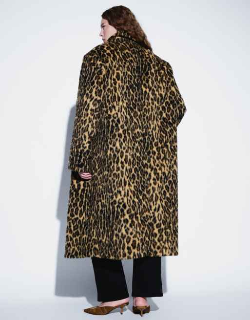 ASOS DESIGN Curve cappotto lungo in pelliccia sintetica stile dad leopardato, 4 di 4