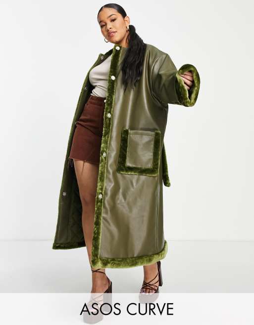 ASOS DESIGN Curve - Cappotto oversize in montone sintetico con sciarpa rimovibile