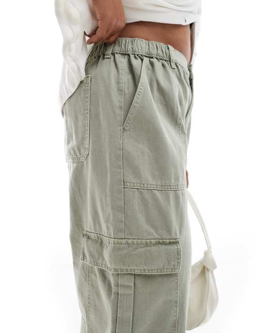 ASOS DESIGN Curve cargo jeans in washed khaki, 3 of 5