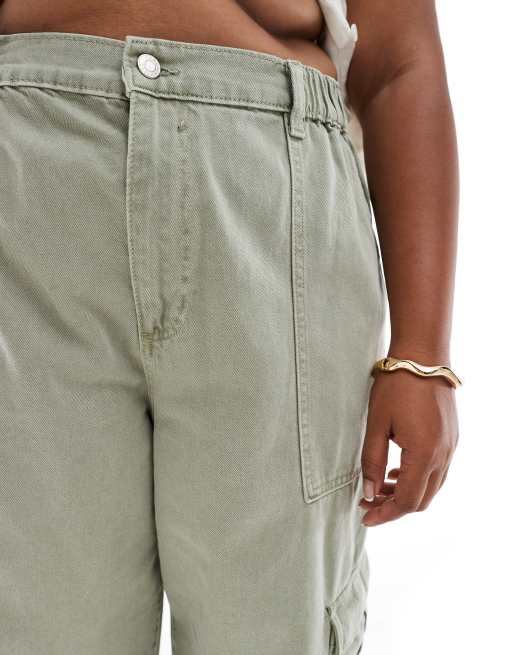 ASOS DESIGN Curve cargo jeans in washed khaki, 4 of 5