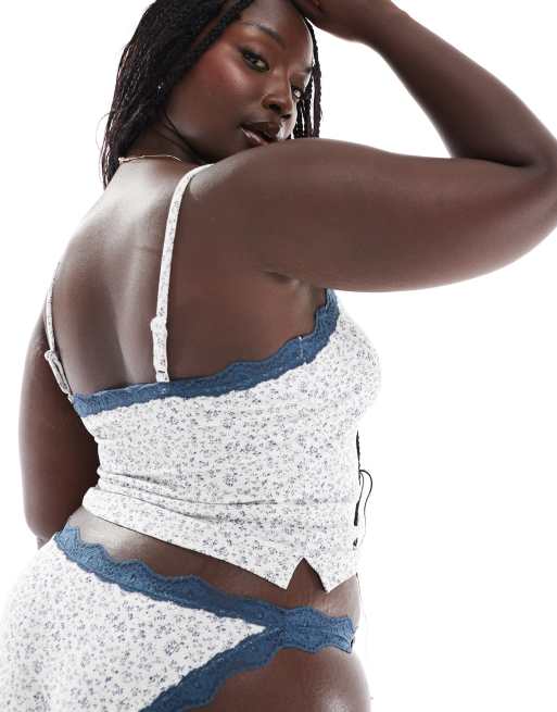 ASOS DESIGN Curve Cassie rib cami and briefs set in gray & navy ditsy print, 4 of 4