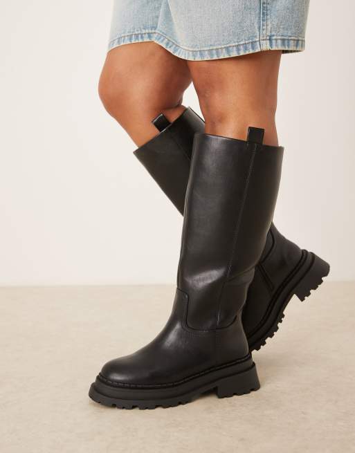 ASOS DESIGN Curve Cecilia chunky flat knee boots in black, 3 of 4