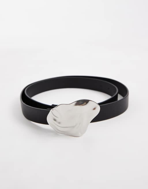 ASOS DESIGN Curve - Ceinture taille et hanches avec boucle effet martelé - Noir, 2 de 3