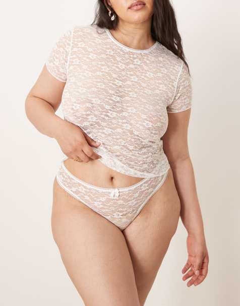 ASOS DESIGN Curve - Charlie - Ensemble avec t-shirt effet rétréci et string en dentelle - Blanc - view 1