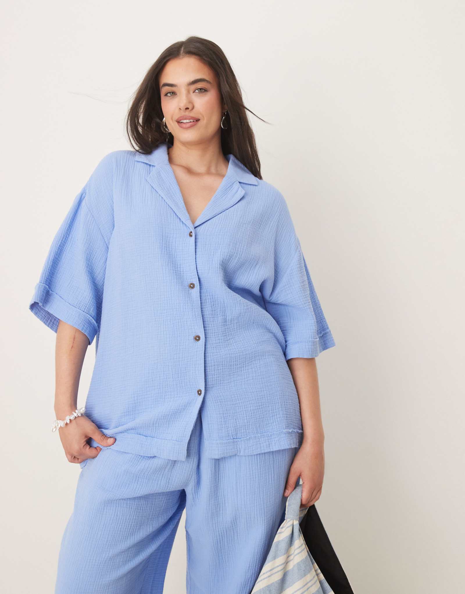 Рубашка из марли ASOS DESIGN Curve синего цвета - часть комплекта