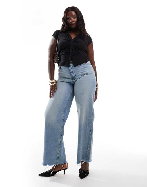 Top décolleté plongeant grande taille sale