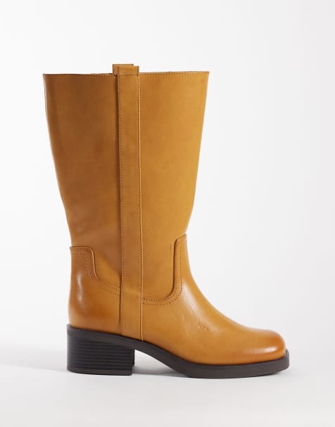 ASOS DESIGN Curve Cherry pull on trucker boots in tan - view 1