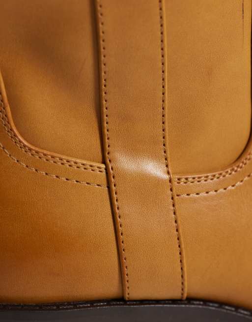 ASOS DESIGN Curve Cherry pull on trucker boots in tan, 2 of 4