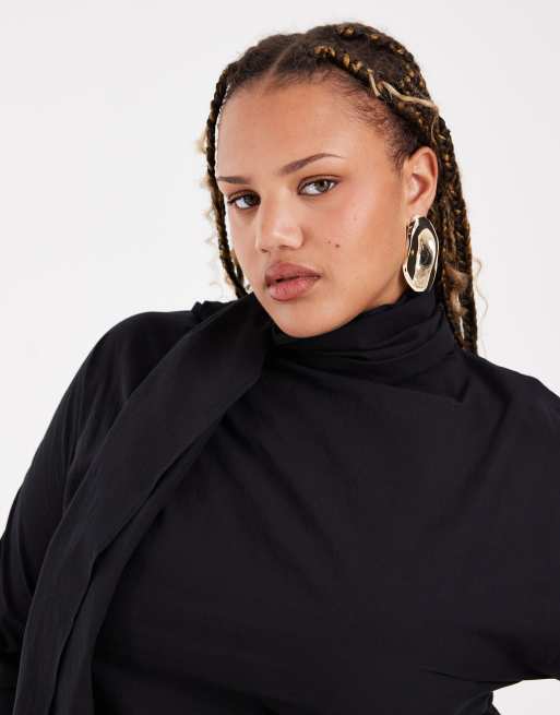 ASOS DESIGN Curve chiffonbluse med tørklædedetalje i sort, 4 af 4
