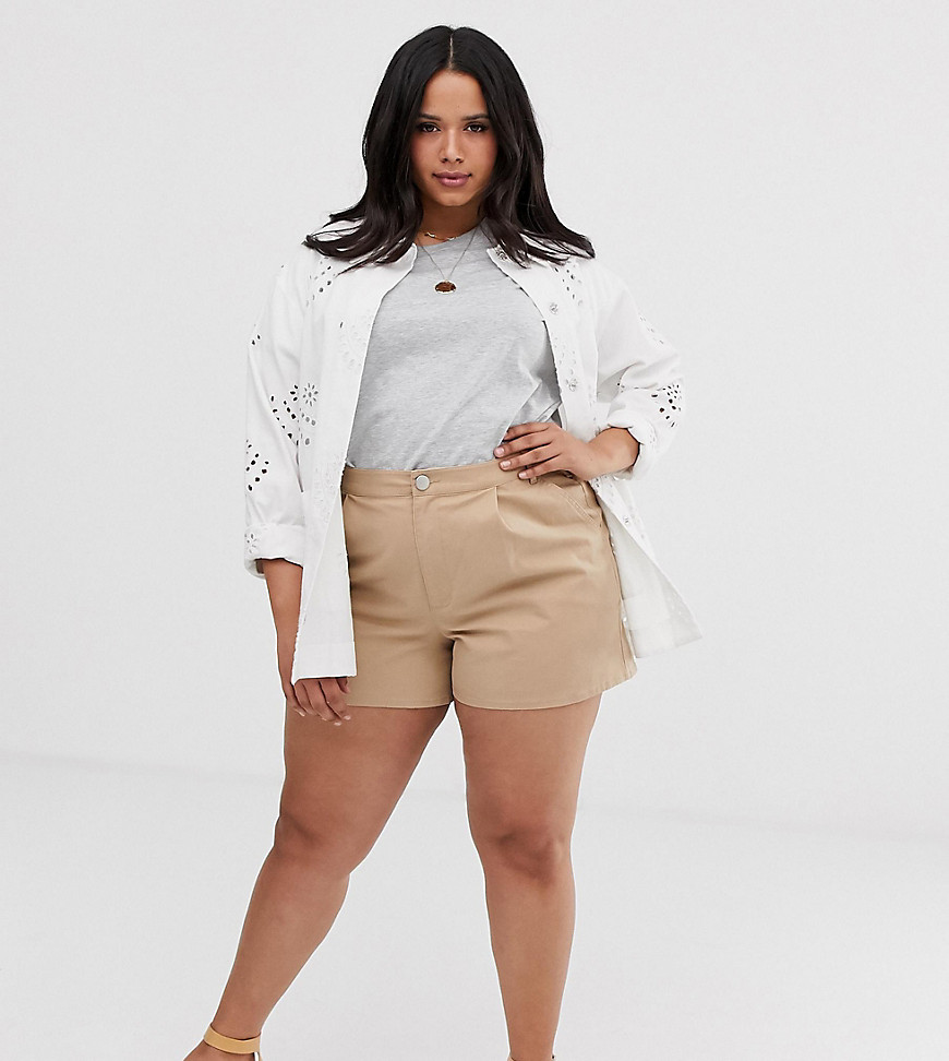 Plus-size shorts by ASOS DESIGN Best paired with warm weather High-rise waist Concealed fly Side pockets and two back pockets Regular fit Just select your usual size