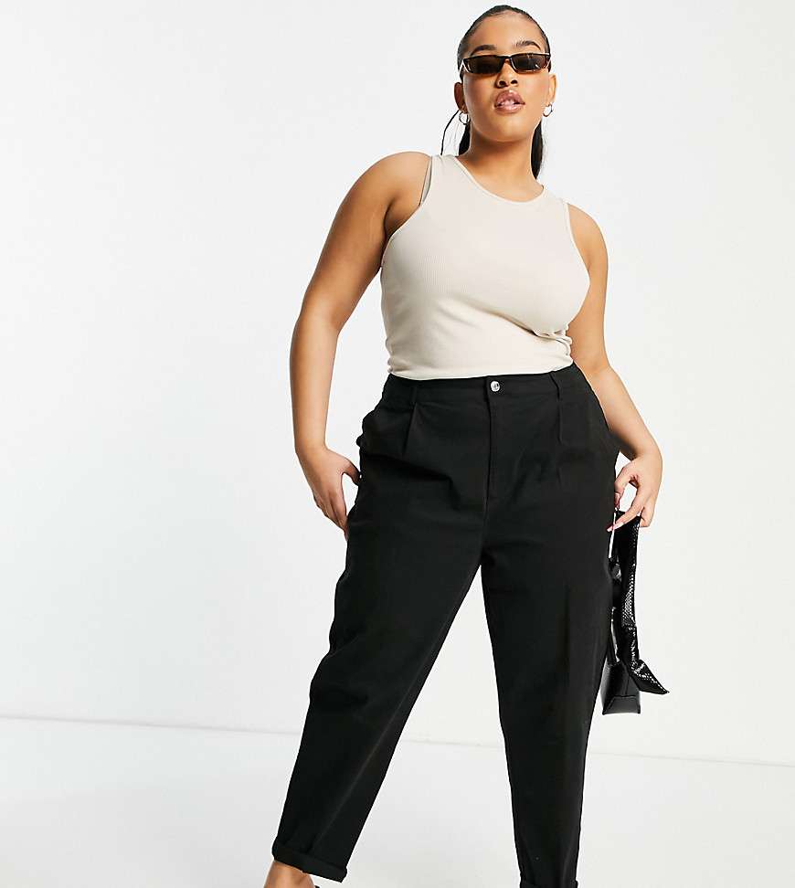 Plus-size trousers by ASOS DESIGN Part of our responsible edit High rise Belt loops Functional pockets Cropped leg Regular, tapered fit A standard cut around the thigh with a narrow shape through the leg