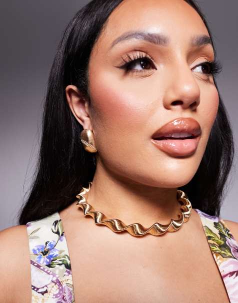 ASOS DESIGN Curve – Choker-Halskette in Gold mit verdrehtem Design - view 1