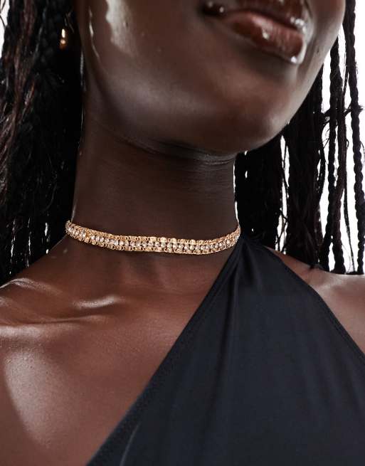 ASOS DESIGN Curve - Choker ketting met kristallen ontwerp in goudkleur