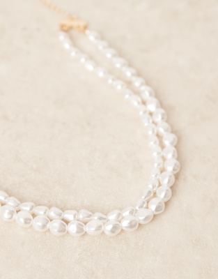 Asos Curve Asos Design Curve Choker Necklace With Faux Freshwater Pearl Layer Detail-white